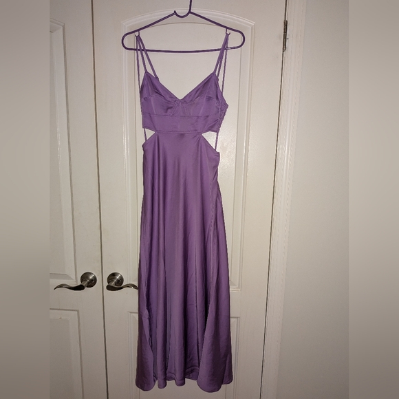 4S. NWT A.L.C. BLAKELY CUTOUT DRESS - Picture 4 of 7